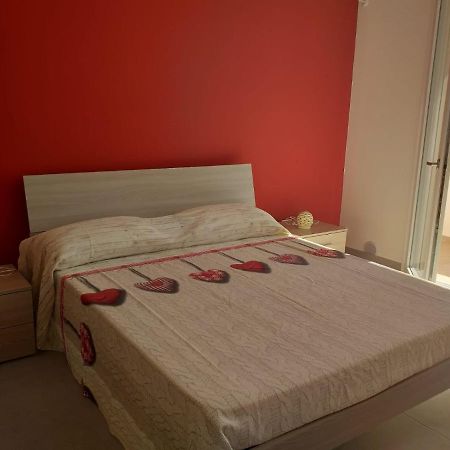 La Bussola Hotell Porto Cesareo Exteriör bild