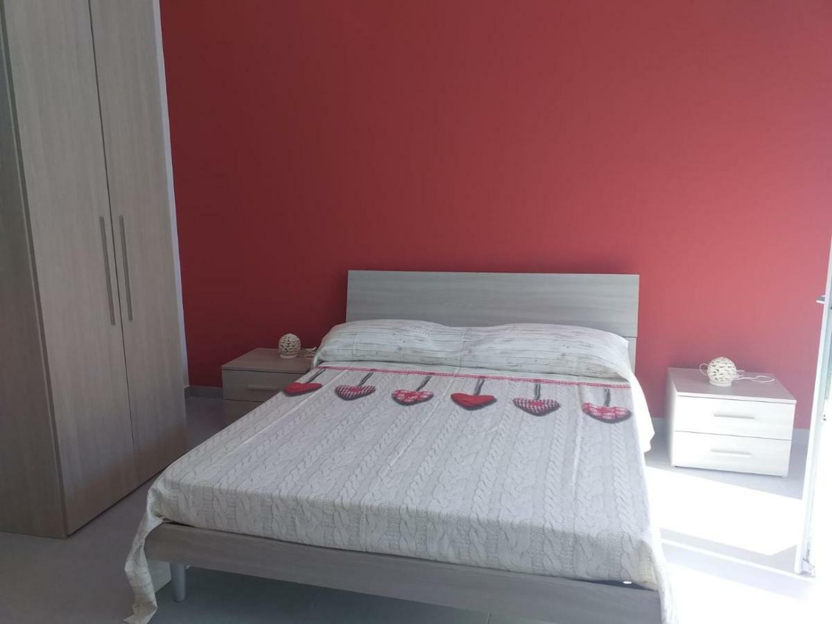 La Bussola Hotell Porto Cesareo Exteriör bild