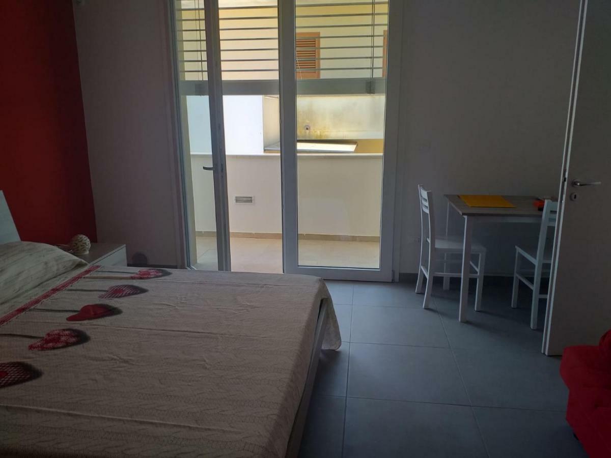 La Bussola Hotell Porto Cesareo Exteriör bild